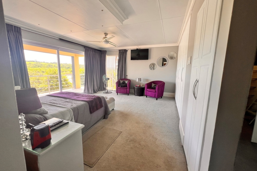 5 Bedroom Property for Sale in East London Rural Eastern Cape